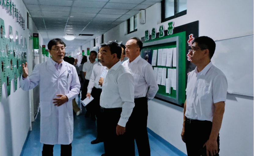 自治区人民政府副主席马宗保调研伟德安全生产、学科建设和人才培养工作